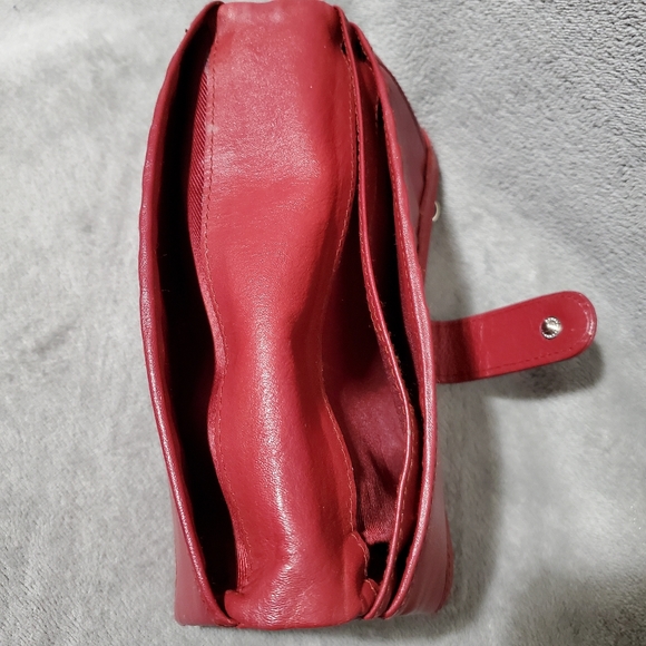 Great American Leather Works Wallet: Credit Card, Checkbook, Bills Change - Picture 5 of 10